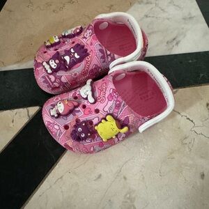 Toddler Hello Kitty Crocs size 5C